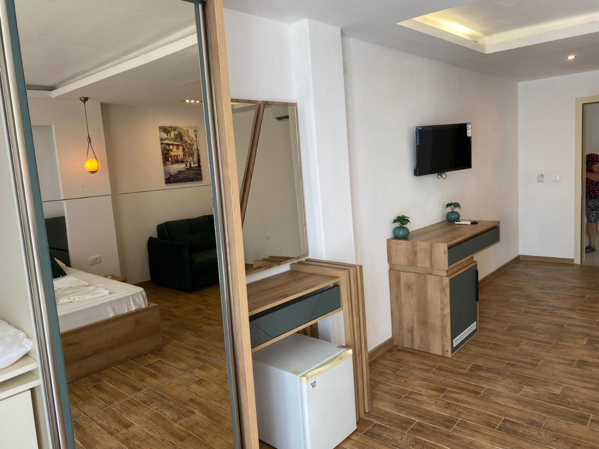 Vila Kollari Apartment Ulcinj Bagian luar foto